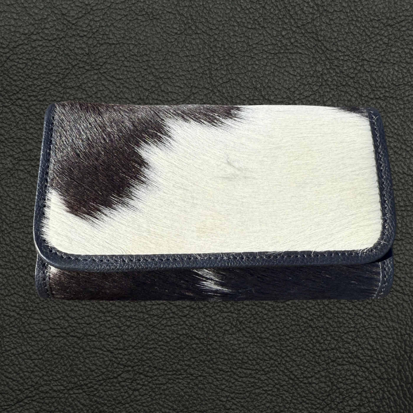 Flip hand wallet